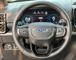 Xe Ford Everest Titanium Plus 2.0L 4x4 AT 2025