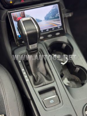 Xe Ford Everest Titanium 2.0L 4x2 AT 2022