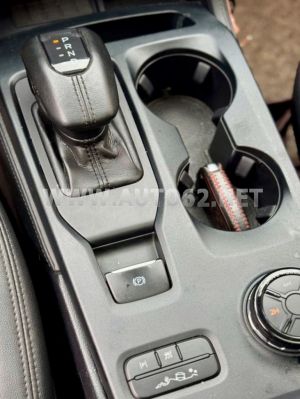 Xe Ford Everest Titanium Plus 2.0L 4x4 AT 2022