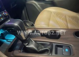 Xe Ford Everest Titanium 2.0L 4x2 AT 2022