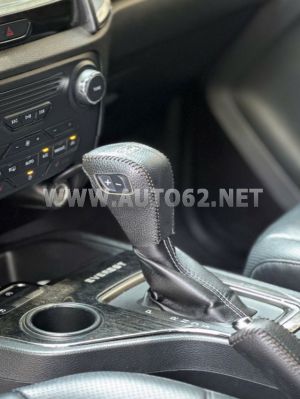 Xe Ford Everest Titanium 2.0L 4x2 AT 2022
