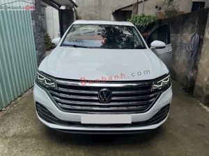 Xe Volkswagen Viloran Luxury 2024