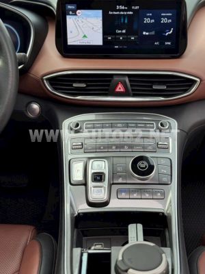 Xe Hyundai SantaFe Cao cấp 2.5L HTRAC 2024