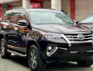 Xe Toyota Fortuner 2.7V 4x2 AT 2016