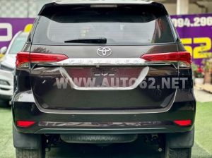Xe Toyota Fortuner 2.7V 4x2 AT 2016