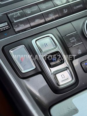 Xe Hyundai SantaFe Cao cấp 2.2L HTRAC 2024