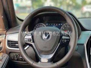 Xe VinFast Lux SA 2.0 Premium 2.0 AT 2019