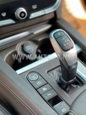 Xe VinFast Lux SA 2.0 Premium 2.0 AT 2019