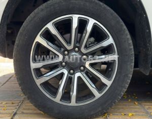 Xe Ford Everest Titanium 2.0L 4x2 AT 2022