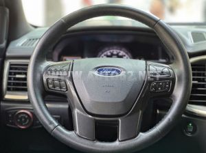 Xe Ford Everest Titanium 2.0L 4x2 AT 2022