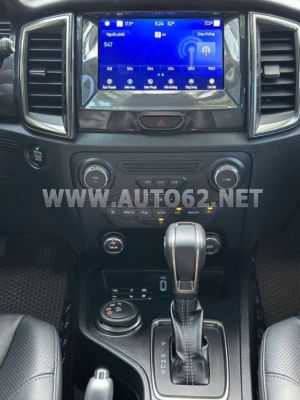 Xe Ford Everest Titanium 2.0L 4x4 AT 2022