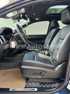 Xe Ford Everest Titanium 2.0L 4x4 AT 2022