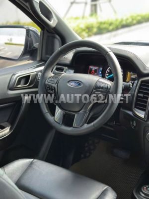 Xe Ford Everest Titanium 2.0L 4x4 AT 2022