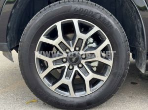 Xe Ford Everest Titanium 2.0L 4x2 AT 2025