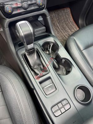 Xe Ford Everest Titanium 2.0L 4x2 AT 2022