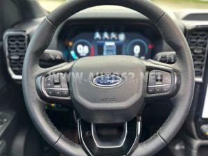 Xe Ford Everest Titanium 2.0L 4x4 AT 2022