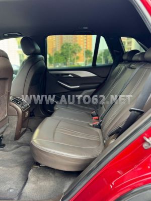Xe VinFast Lux SA 2.0 Premium 2.0 AT 2019