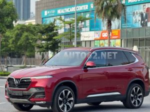 VinFast Lux SA 2.0 Premium 2.0 AT