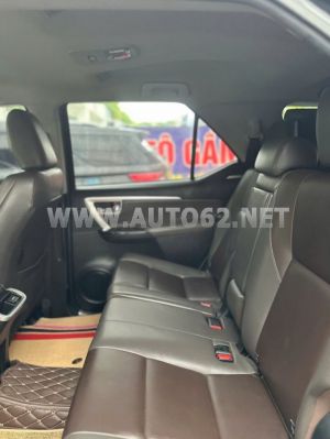 Xe Toyota Fortuner 2.4G 4x2 AT 2019