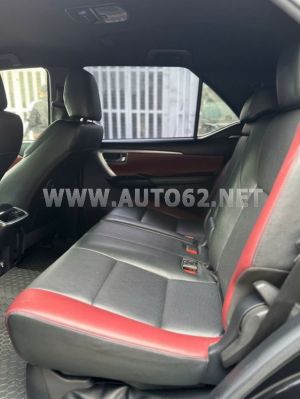 Xe Toyota Fortuner 2.8V 4x4 AT Legender 2021