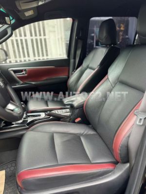 Xe Toyota Fortuner 2.8V 4x4 AT Legender 2021