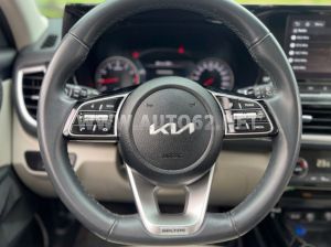 Xe Kia Seltos Premium 1.4 AT 2023