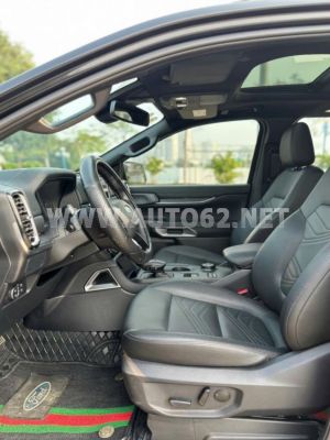 Xe Ford Everest Titanium Plus 2.0L 4x4 AT 2025