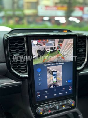 Xe Ford Everest Titanium Plus 2.0L 4x4 AT 2024