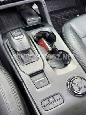 Xe Ford Everest Titanium Plus 2.0L 4x4 AT 2024