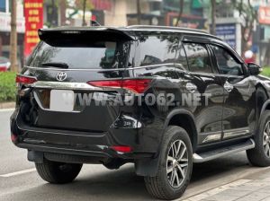 Xe Toyota Fortuner 2.8V 4x4 AT 2019