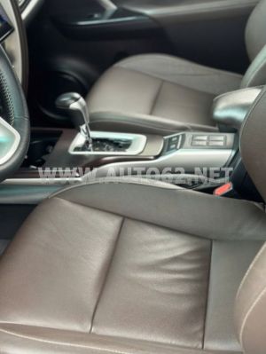 Xe Toyota Fortuner 2.8V 4x4 AT 2019