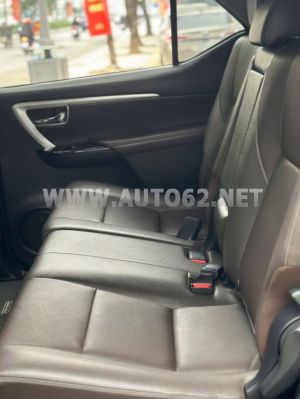 Xe Toyota Fortuner 2.8V 4x4 AT 2019