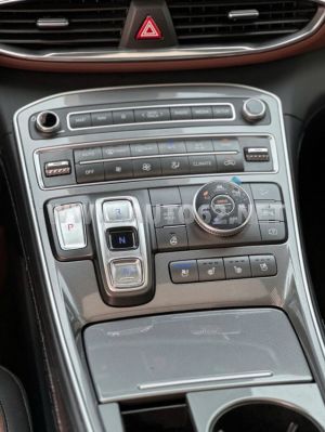 Xe Hyundai SantaFe Cao cấp 2.2L HTRAC 2024