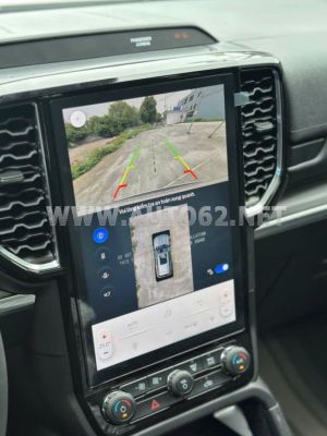 Xe Ford Everest Titanium 2.0L 4x2 AT 2026