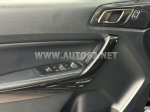 Xe Ford Everest Titanium 2.0L 4x2 AT 2021