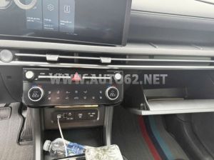 Xe Hyundai Tucson 2.0 AT CRDi Đặc biệt 2025