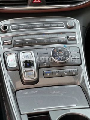 Xe Hyundai SantaFe Cao cấp 2.2L HTRAC 2024