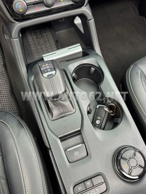 Xe Ford Everest Platinum 2.0L 4x4 AT 2024