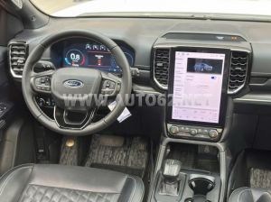 Xe Ford Everest Platinum 2.0L 4x4 AT 2024