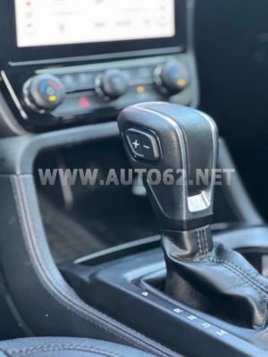 Xe Ford Everest Titanium 2.0L 4x2 AT 2024