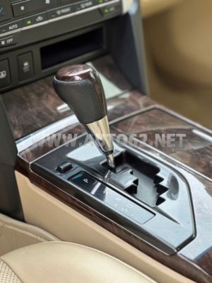 Xe Toyota Camry 2.0E 2016