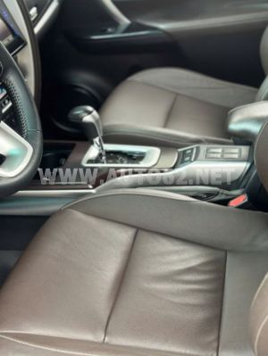 Xe Toyota Fortuner 2.8V 4x4 AT 2019