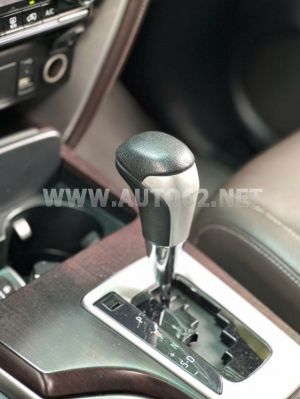 Xe Toyota Fortuner 2.8V 4x4 AT 2019