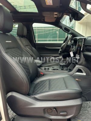 Xe Ford Everest Platinum 2.0L 4x4 AT 2024