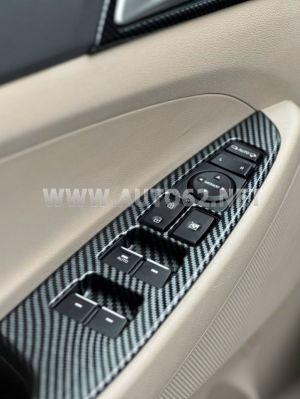Xe Toyota Camry 2.5Q 2021