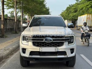 Ford Everest Titanium 2.0L 4x2 AT