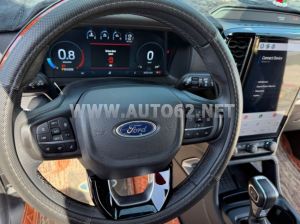 Xe Ford Everest Titanium 2.0L 4x2 AT 2024