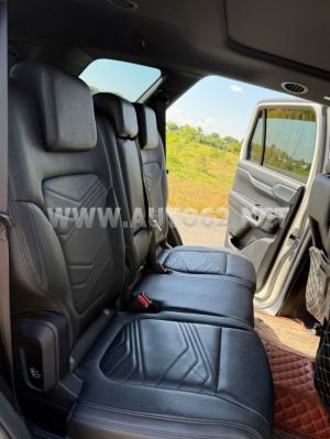 Xe Ford Everest Titanium 2.0L 4x2 AT 2024