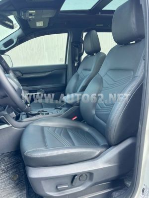 Xe Ford Everest Titanium 2.0L 4x2 AT 2025