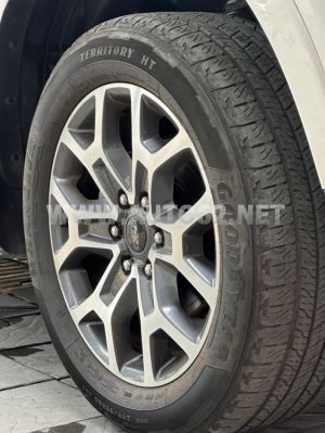 Xe Ford Everest Titanium 2.0L 4x2 AT 2023